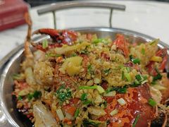 -凤凰路何眼镜香辣蟹(花果园店)