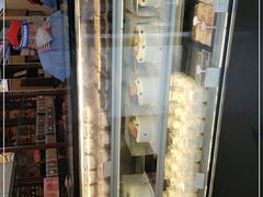 -红宝石·鲜奶小方·海派西点房(南丹店)