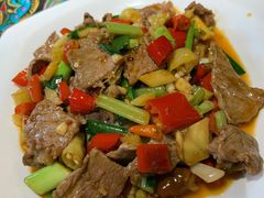 小炒黄牛肉-侯家庄阿才有品私房菜馆