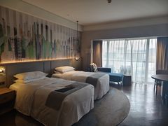 -上海佘山世茂艾美酒店