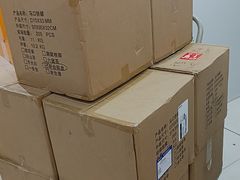 -安东易迷你自助仓储寄存仓库(杨浦店)