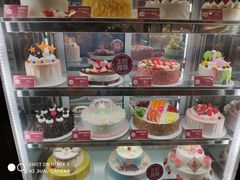 面包甜点陈列柜-味多美(民星路店)
