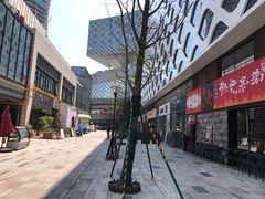-宝龙城(杭州滨江店)