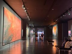 -罗红摄影艺术馆