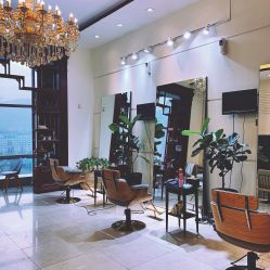 -Hello Lady发型设计