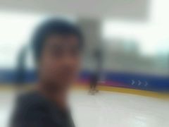 -冰纷万象滑冰场(二七万象城店)