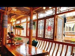 -苗湘食府(十年店)