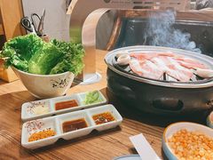 -明洞阿姨·韩式酱蟹烤肉·创意料理(三元桥店)