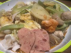 -万记麻辣烫国展总店