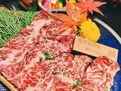 -山川小町·极番烧肉(新地假日广场店)