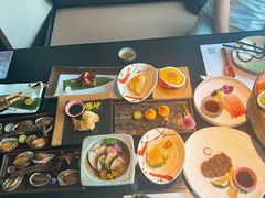 -花潮料理艺食馆(成都万象城店)