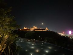 -七彩云南古滇温泉山庄