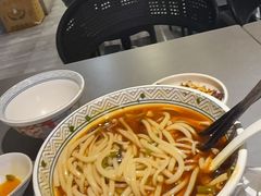 -粉吖吖·邵阳米粉(体育西路店)
