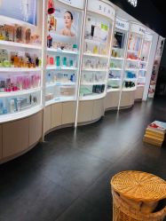 -唐三彩智能美妆体验馆