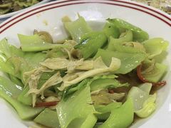 -明本湛江鸡•海鲜小厨(陈家祠店)