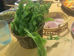 -洱火云南酸菜牛肉火锅(石景山当代商城店)