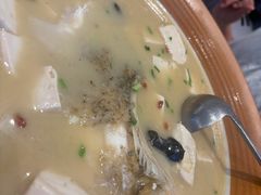 -海鸿荟·沿江菜(中山北路店)