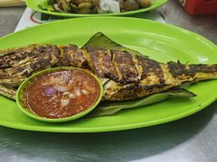 -明记烧鱼美味店