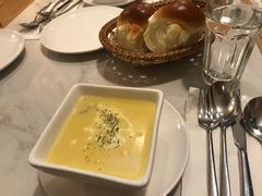 -La-Serene Café