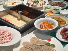 -皇城老妈·大连海鲜火锅(港湾店)