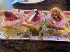-Famous肥猫墨西哥音乐餐吧(五棵松华熙LIVE店)