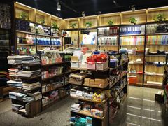 -雨丝书店(综合商业楼店)