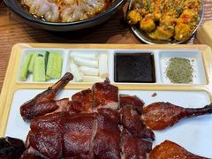 -老滇山寨•云南特色菜•地方菜•民族风情歌舞表演(金碧店)