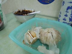 大蒜-天发芽·何记葫芦头泡馍·老字号(小南门店)