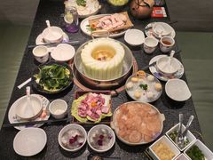 -得意咚瓜·顺德鱼生·冬瓜火锅(深圳首店)