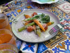 烤时蔬配帕玛森干酪-LESCEDARS Brasserie Bistro香柏树