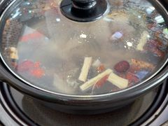 -濠轩阁特色生蚝火锅(水湾路店)