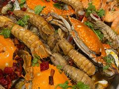 -老东镇啤酒屋海鲜加工·蒸汽海鲜·海鲜烧烤(台东店)