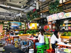大堂-钢管厂歆瑞源油卤串串香(春熙路太古里店)
