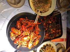 -巴厘龙虾·榜首油焖大虾(音乐学院·沿江酒馆店)