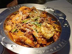 -徐记小怪兽肉蟹煲(中央大街店)