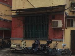 -胶囊画廊