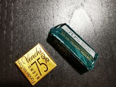 -VENCHI 闻绮(上海佛罗伦萨小镇店)