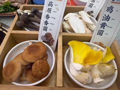 -阿婆情腊排骨火锅(金虹路店)