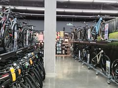 -迪卡侬(越秀公园店)