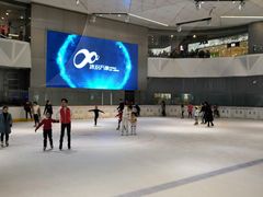 -冰纷万象滑冰场(南山万象天地店)