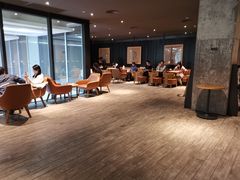 大堂-星巴克臻选(深圳皇庭广场分店)