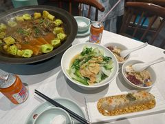 -江城小馆陕南妈妈菜·全球旅行餐厅(钟楼店)