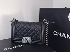 -CHANEL(恒隆广场店)