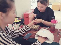 -首脑美容美发化妆美甲培训学校(龙岗校区)