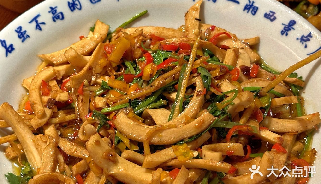 🍃春天在舌尖跳舞！这桌时令鲜味把我魂勾走了！