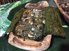 基诺风味包烧鱼-基诺山寨.版纳民族特色菜