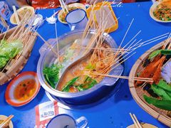 -马路边边麻辣烫串串火锅(体育西路店)