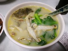 小胃口黄鱼面-明呈黄鱼面馆(斜土路店)