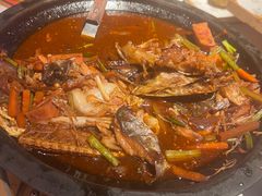 -鸣记脆皮烤鱼·海鲜烤鱼(三八广场店)