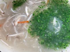 -蜜桃餐厅·伴山(湖滨商业街店)